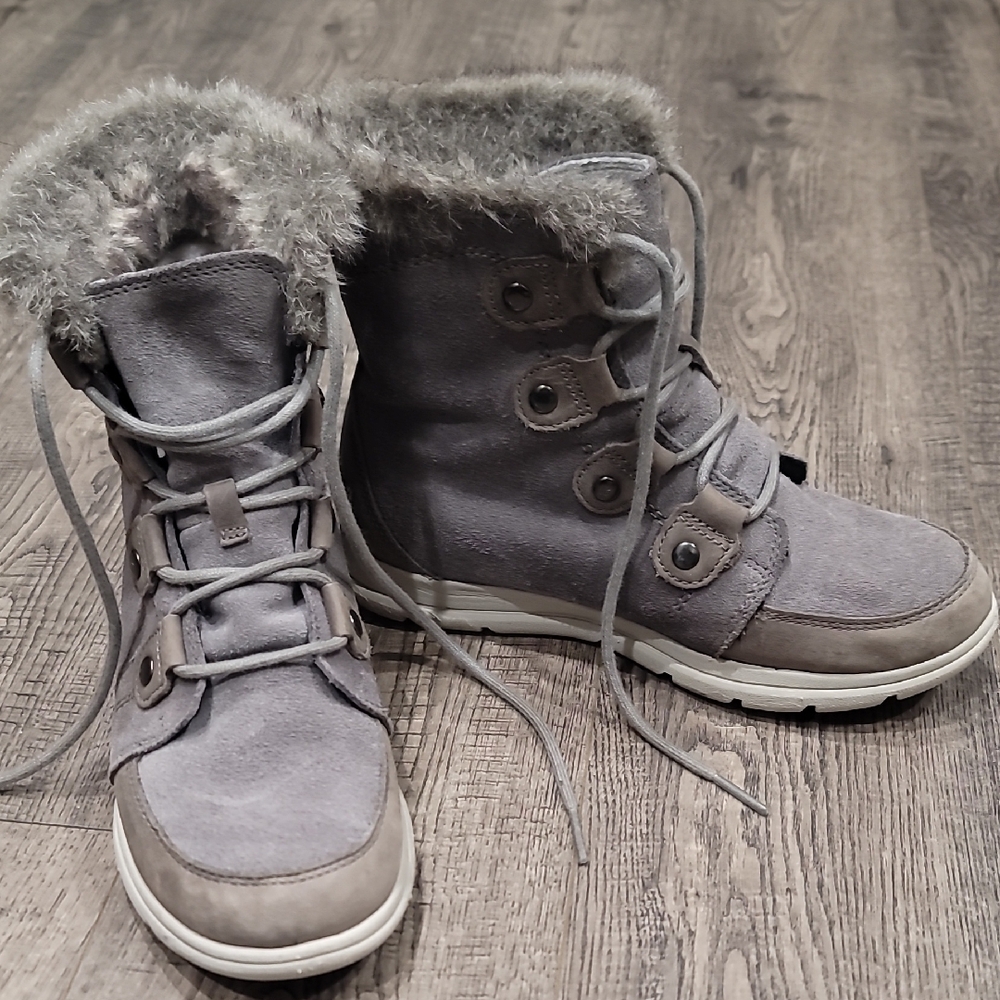 Sorel Gray Fur-Lined Women's Boots
